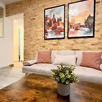 The Easy - Spacious 2br 布加勒斯特