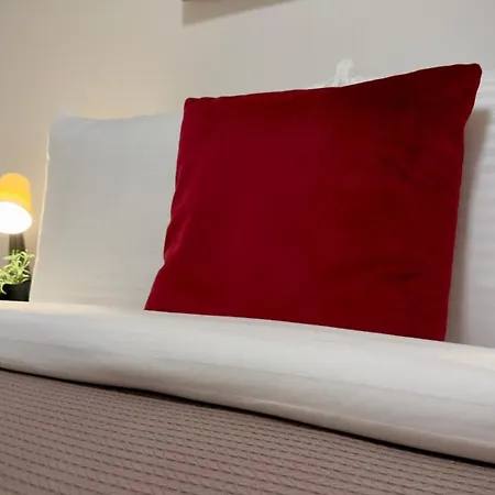 The Easy - Spacious 2br בוקרשט