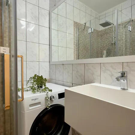 The Easy - Spacious 2br *