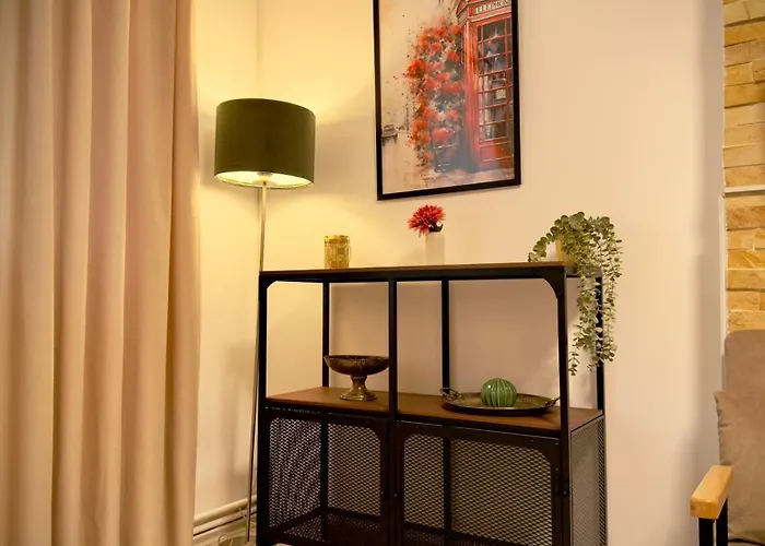 The Easy - Spacious 2br