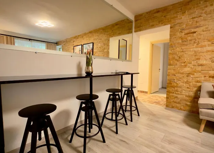 The Easy - Spacious 2br * Bukarest