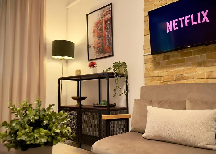 The Easy - Spacious 2br * Bukarest