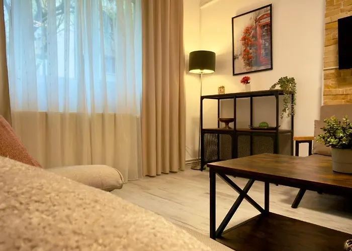 The Easy - Spacious 2br Bukarest