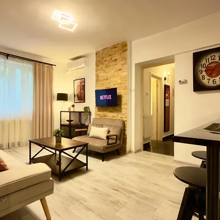 The Easy - Spacious 2br בוקרשט