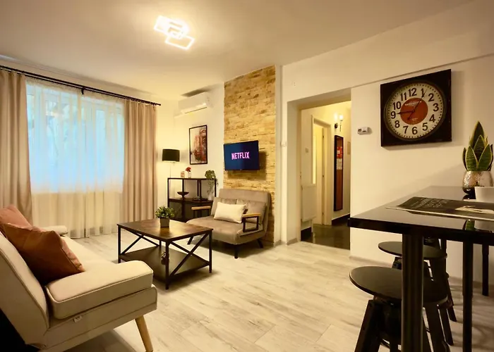 The Easy - Spacious 2br 부쿠레슈티