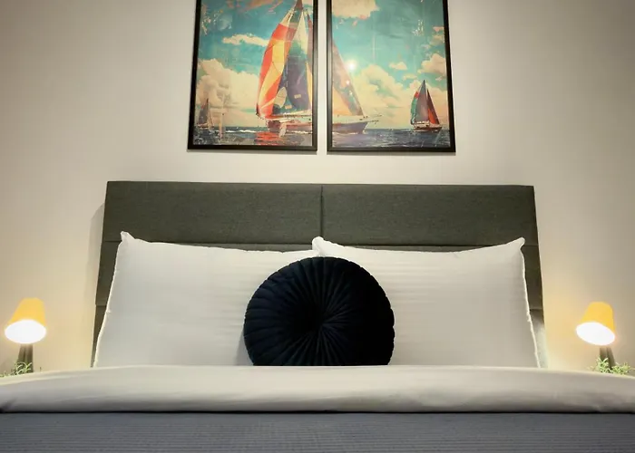 The Easy - Spacious 2br 부쿠레슈티